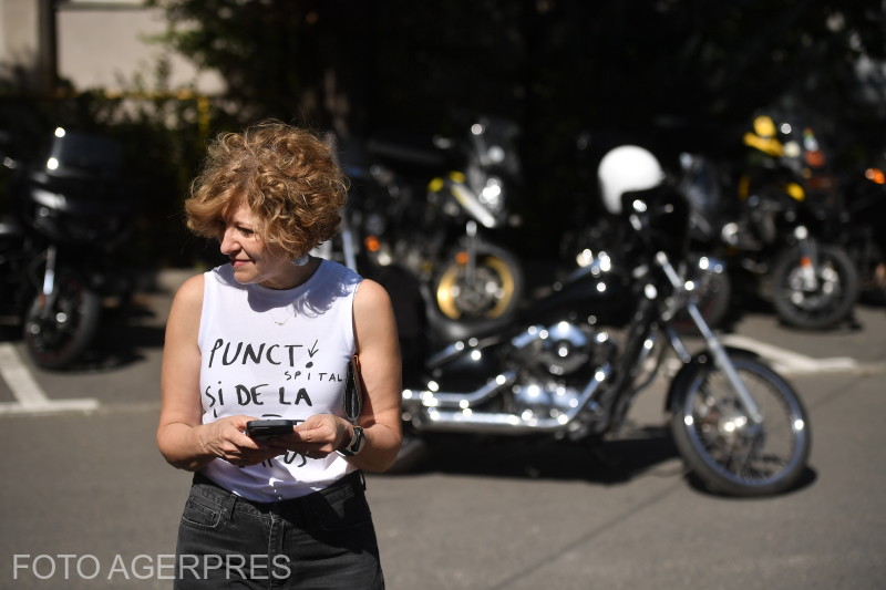 „Ce fel de țară vrem să lăsăm în urmă?”. Oana Gheorghiu le-a trimis un e-mail tututor parlamentarilor, înaintea moțiunii. Ce le-a scris – HotNews.ro