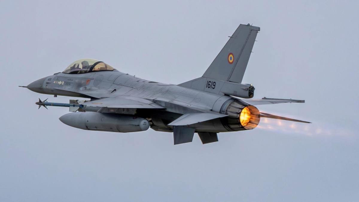 Aeronave F-16 de la Baza Aeriană 86, la exercițiul internațional „Neptune Strike 26-2″