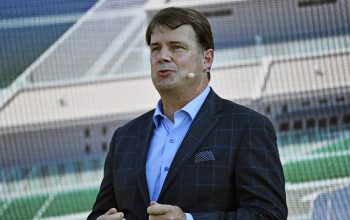 Soluția propusă de șeful Ford: Cum vrea să ieftinească mașinile și să blocheze invazia modelelor chinezești – HotNews.ro