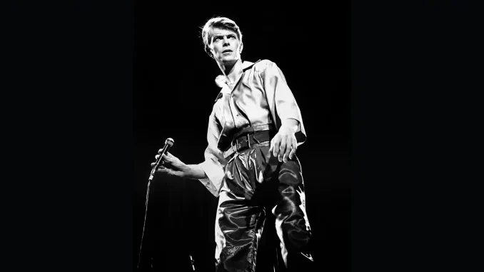 David Bowie revine cu un spectacol-concert construit pentru marile arene